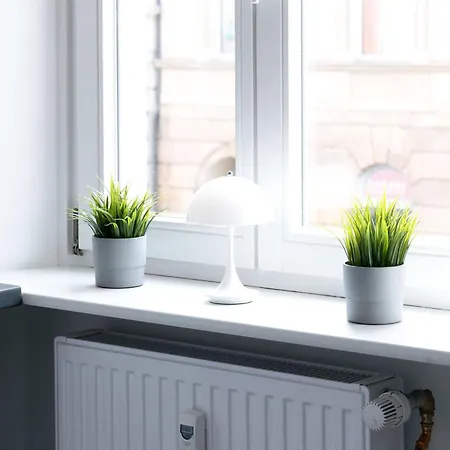 Lu16 Two - Lichtdurchflutet, Modern & Zentral Mit Kueche - Bema Appartement *
